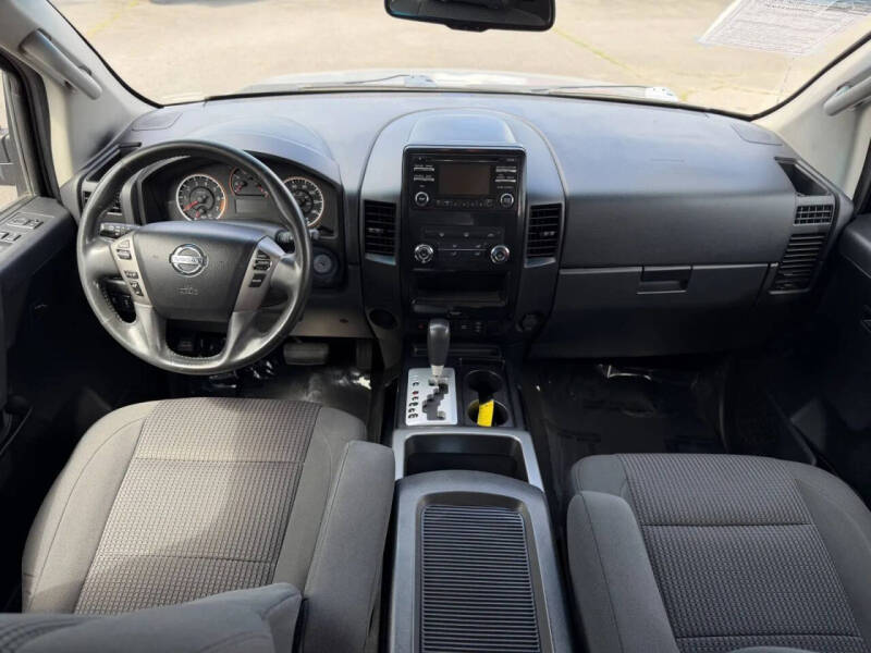 2014 Nissan Titan