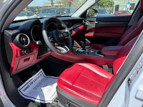 2020 Alfa Romeo Stelvio Ti