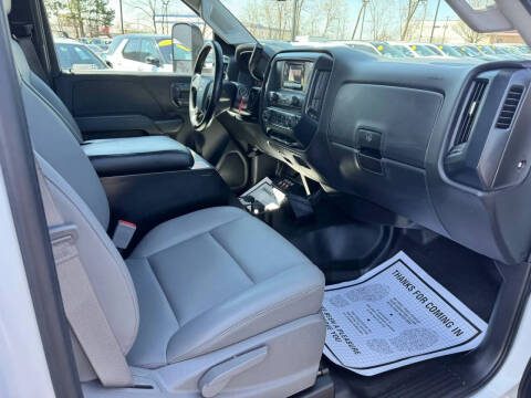 2015 Chevrolet Silverado 3500HD CC