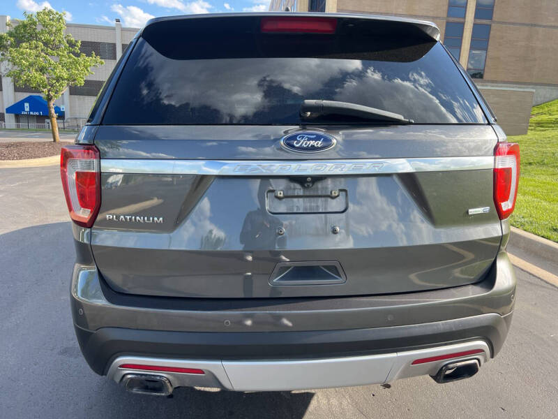 2016 Ford Explorer Platinum