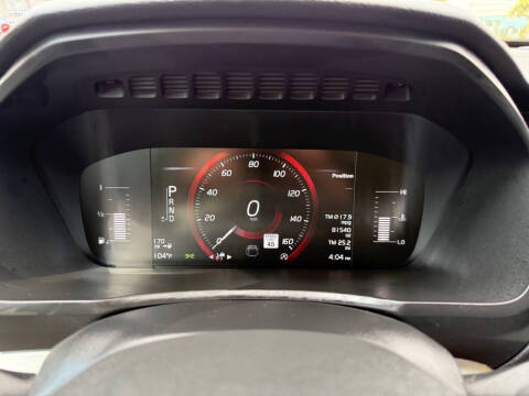 2018 Volvo XC90 T5 Momentum 7-Passenger