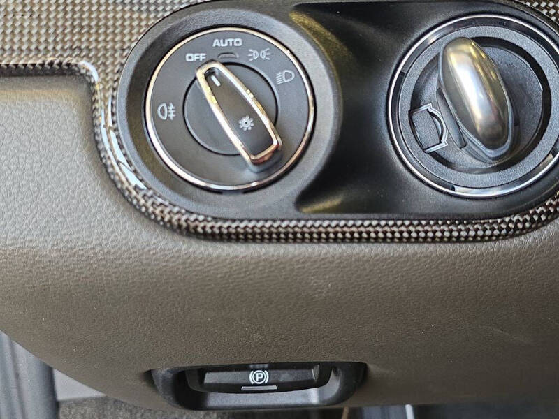 2018 Porsche 911 Carrera