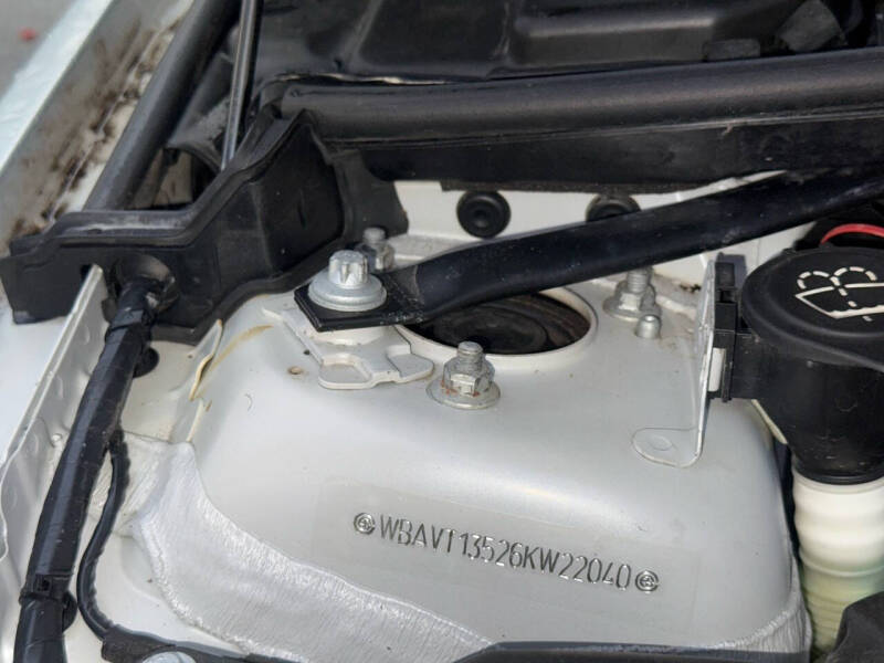 2006 BMW 3 Series 325xi