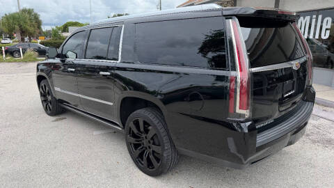 2018 Cadillac Escalade ESV Premium Luxury