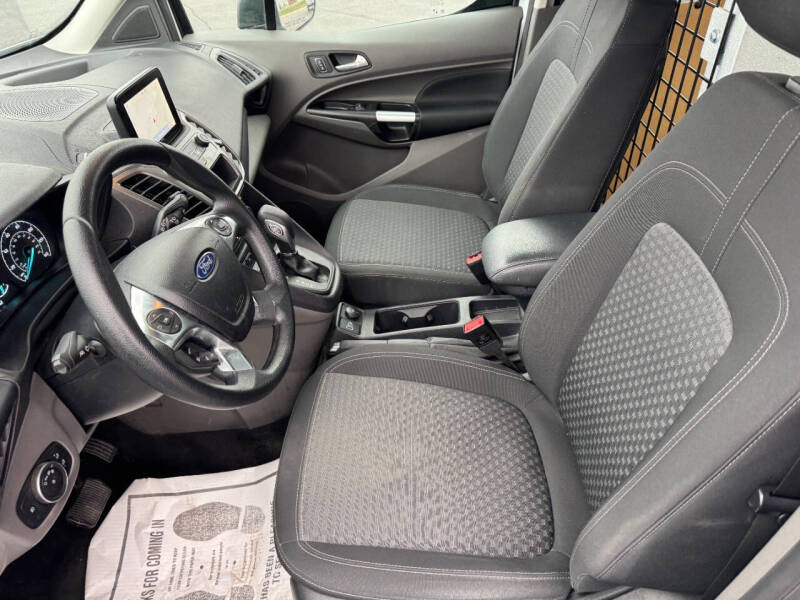 2022 Ford Transit Connect XLT