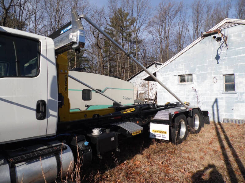 2020 International MV607