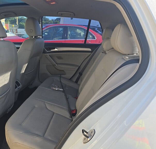 2017 Volkswagen Golf