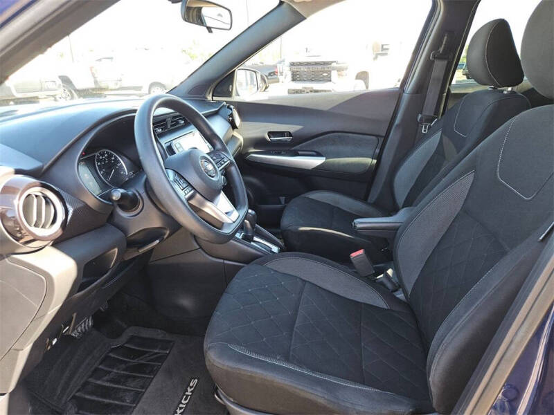 2020 Nissan Kicks SV