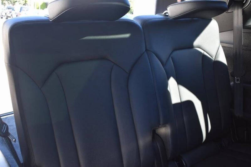 2023 Audi Q7 quattro Premium 45 TFSI