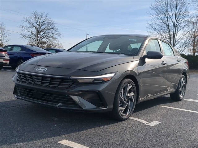 2025 Hyundai Elantra Hybrid Limited