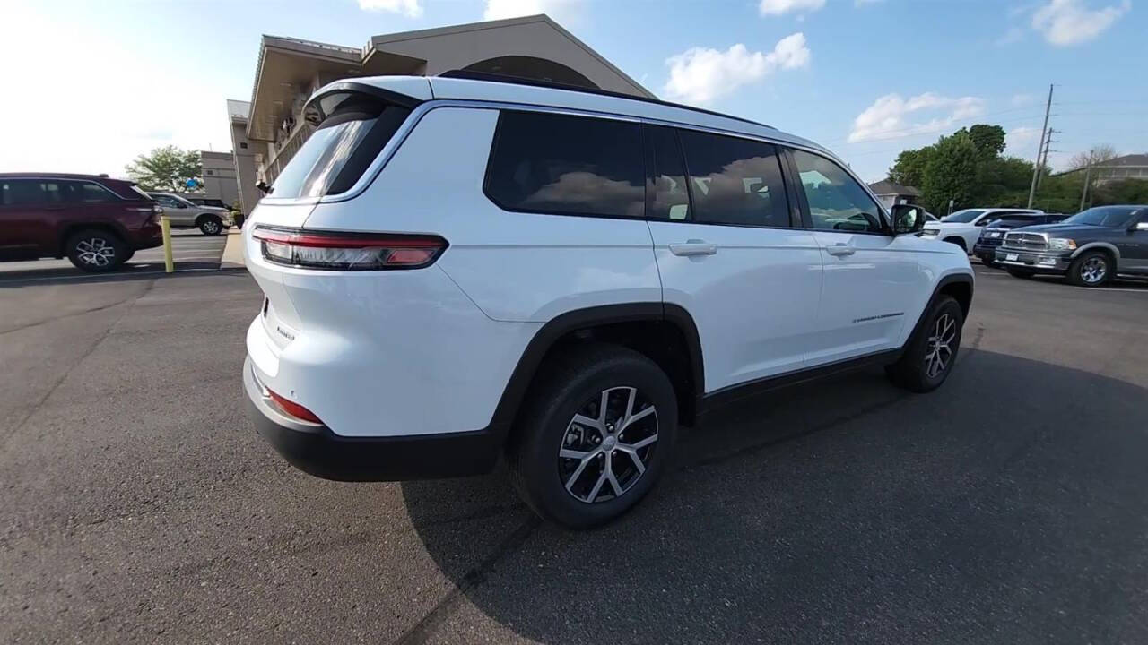 2024 Jeep Grand Cherokee L for sale at Victoria Auto Sales in Victoria, MN