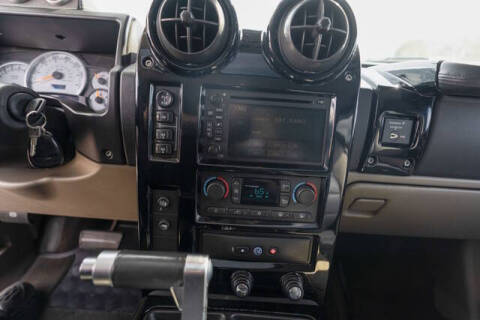 2004 HUMMER H2