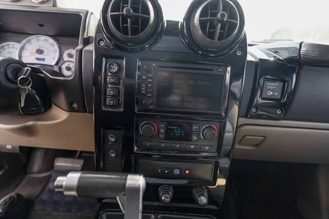 2004 HUMMER H2