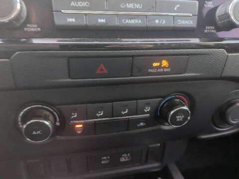 2022 Nissan Frontier SV