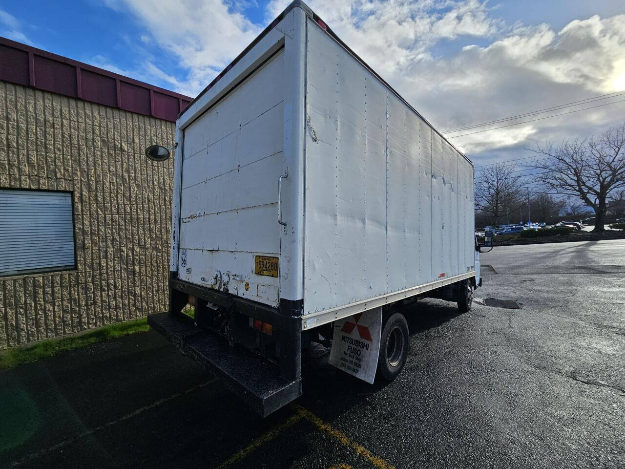 2006 Mitsubishi Fuso FE84D for sale at WESTERN SKY MOTORS in Portland, OR