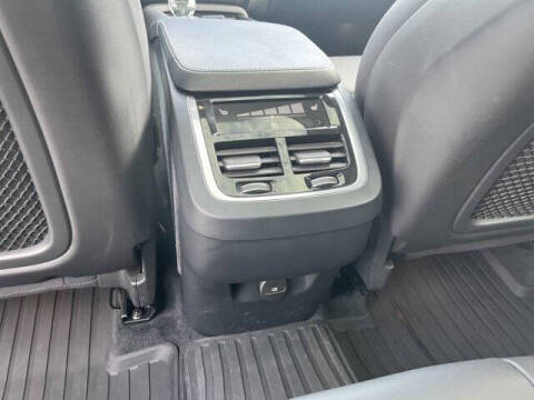 2023 Volvo XC90 B6 Ultimate Bright Theme 7P