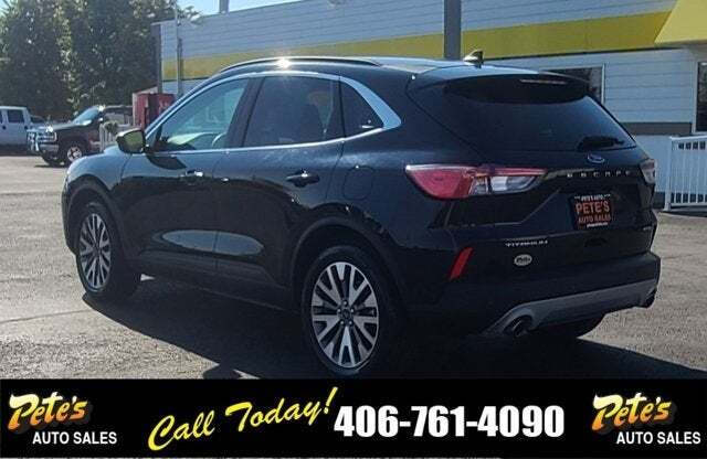 2021 Ford Escape Titanium