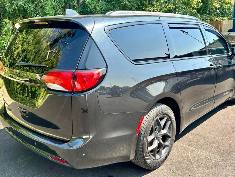 2019 Chrysler Pacifica Limited