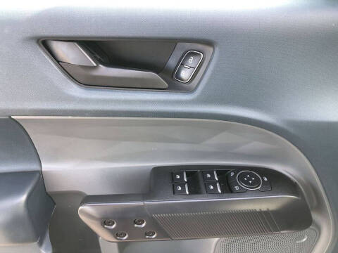 2023 Ford Maverick Lariat