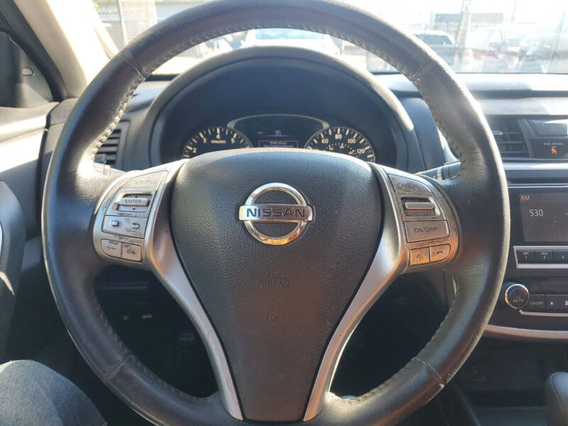 2017 Nissan Altima 2.5 SV