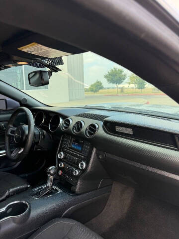 2015 Ford Mustang V6