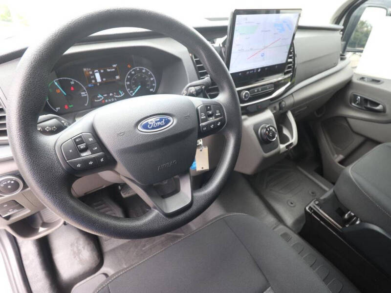 2023 Ford E-Transit