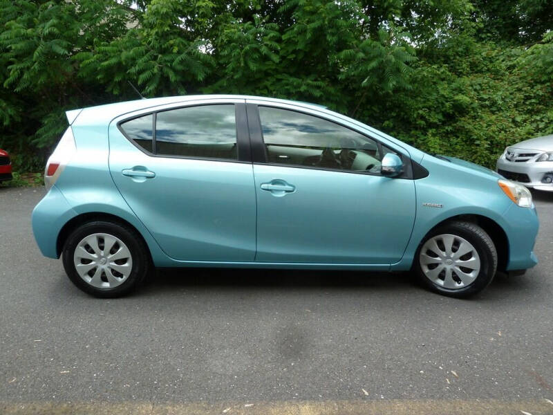 2012 Toyota Prius c Three