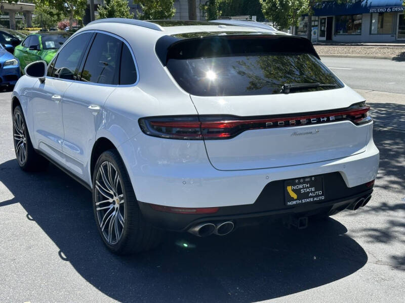 2021 Porsche Macan S