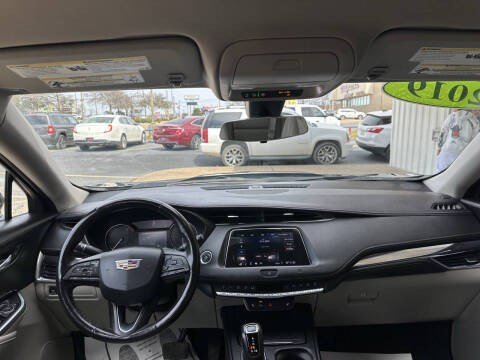 2019 Cadillac XT4 Luxury