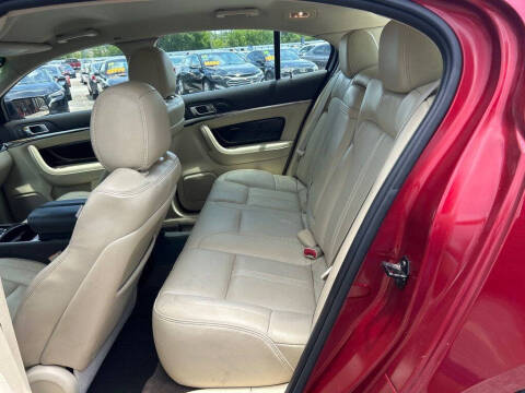 2013 Lincoln MKS