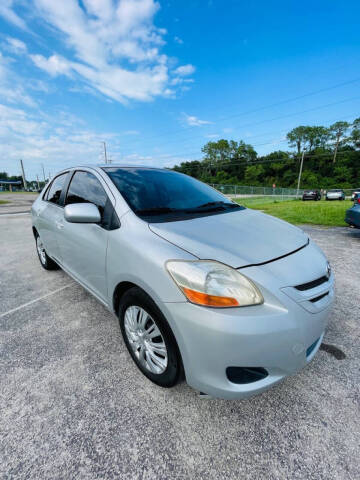 2007 Toyota Yaris for sale at CARNUGO in Lakeland FL