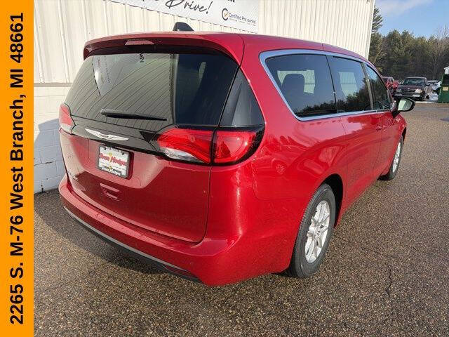 2026 Chrysler Voyager LX