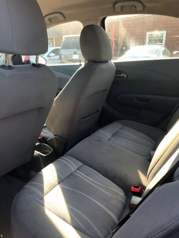 2015 Chevrolet Sonic LT Auto