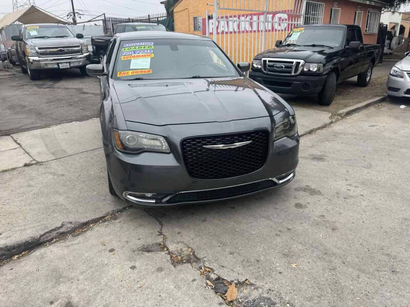 2016 Chrysler 300