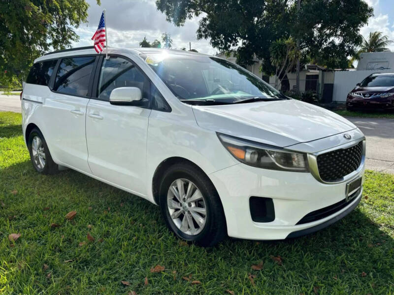 2015 Kia Sedona LX