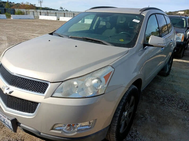 2011 Chevrolet Traverse for sale at Universal Auto in Bellflower CA