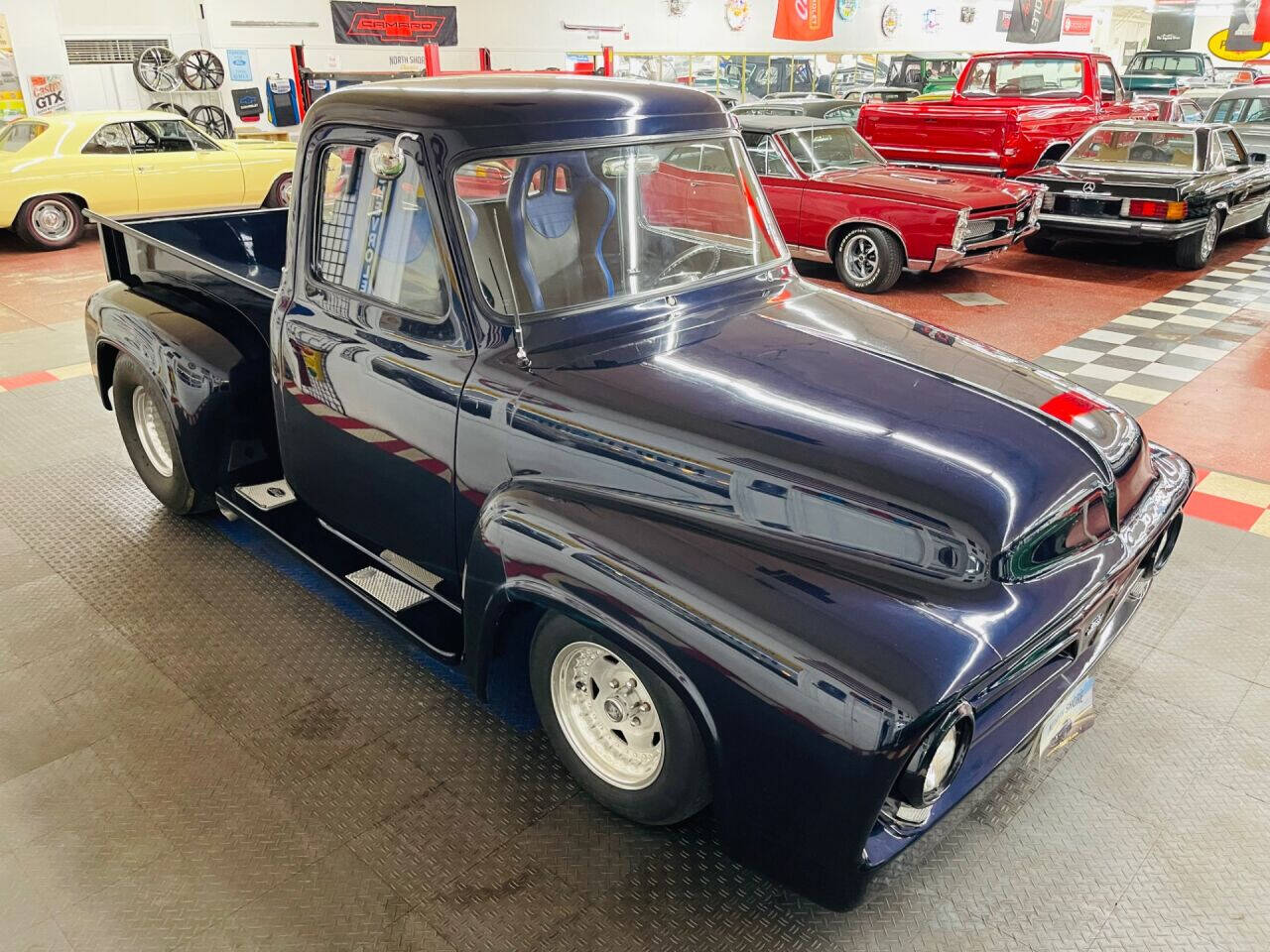 1953 Ford F-100 16