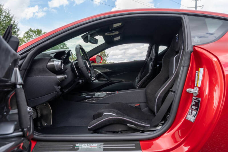 2023 Ferrari 812 Competizione