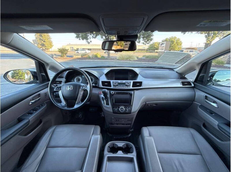 2016 Honda Odyssey Touring Elite