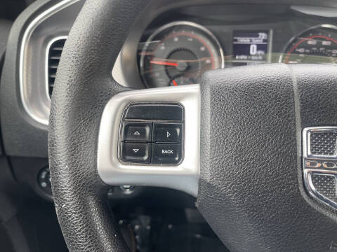 2011 Dodge Charger SE