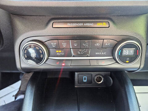 2020 Ford Escape SE