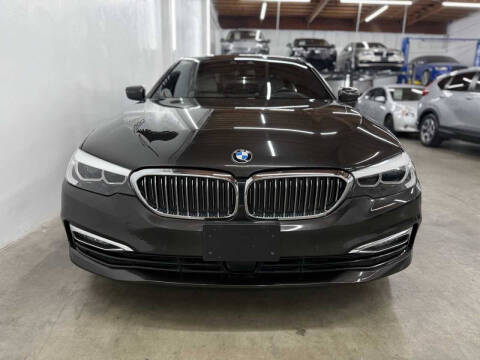 2018 BMW 5 Series 540i