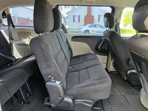 2014 Dodge Grand Caravan American Value Package