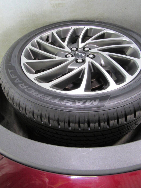 2020 Lincoln Nautilus Reserve