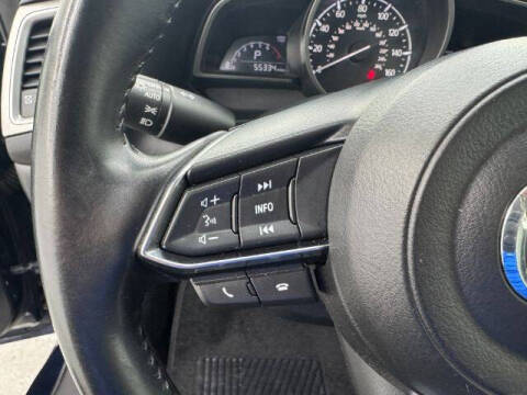 2018 Mazda MAZDA3 Touring