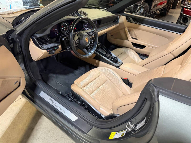 2023 Porsche 911 Carrera