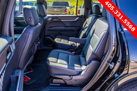 2024 GMC Acadia Denali