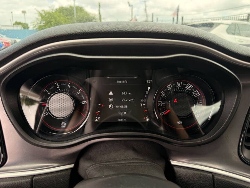 2020 Dodge Challenger SXT