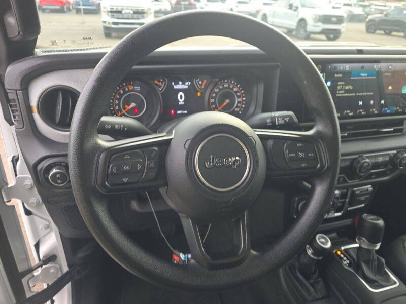 2024 Jeep Gladiator NightHawk