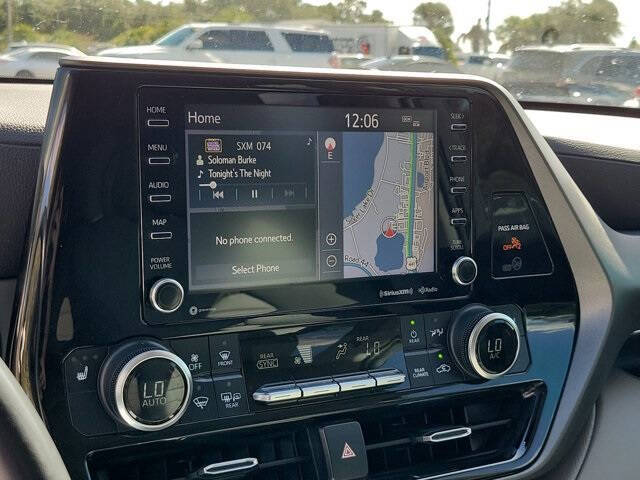 2021 Toyota Highlander Hybrid XLE